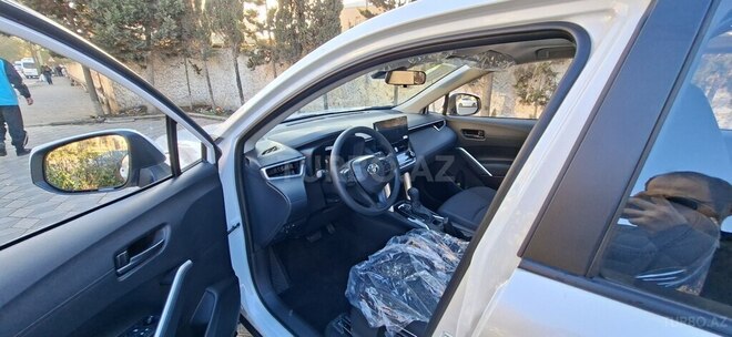 Toyota Corolla Cross 2025, 0 km - 2.0 l - Bakı