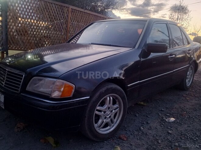 Mercedes C 230 1997, 294,646 km - 2.3 л - Zaqatala