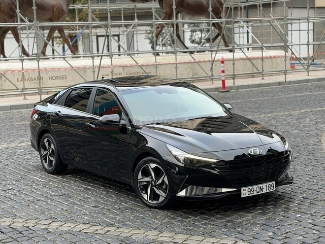 Hyundai Elantra 2023, 35,652 km - 1.6 l - Bakı