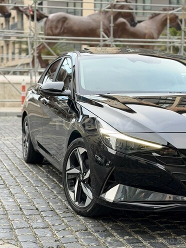 Hyundai Elantra 2023, 35,652 km - 1.6 l - Bakı