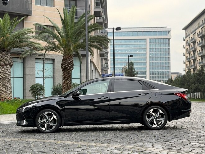 Hyundai Elantra 2023, 35,652 km - 1.6 l - Bakı