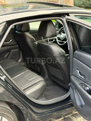 Hyundai Elantra 2023, 35,652 km - 1.6 l - Bakı