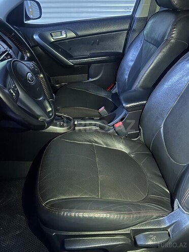 Kia Cerato 2010, 124,000 km - 2.0 l - Bakı