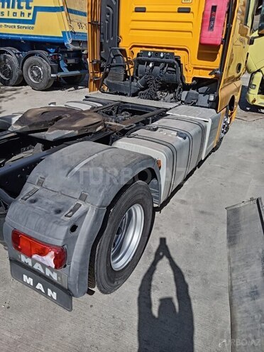 MAN TGX 18.480 2017, 824,000 km - 12.0 л - Bakı