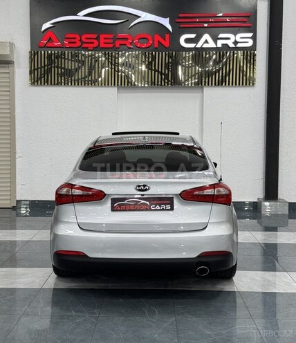 Kia Cerato-11