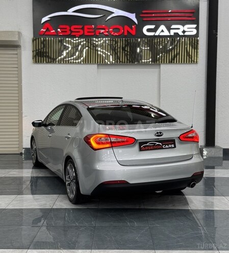 Kia Cerato-8