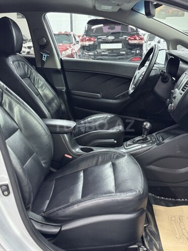 Kia Cerato-17