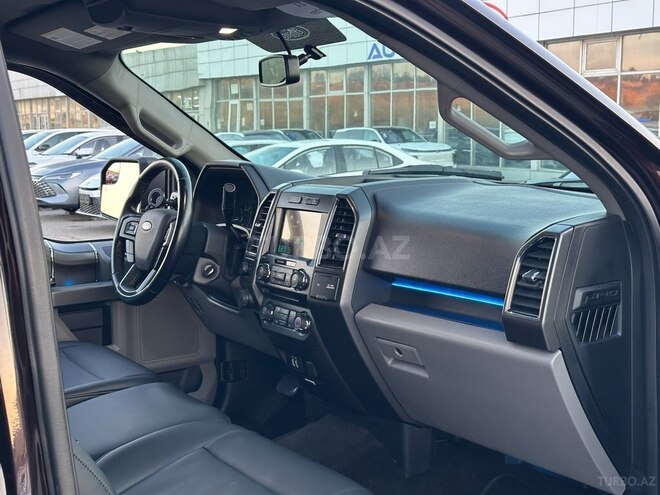 Ford F-150-16