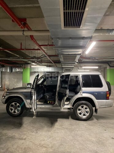 Mitsubishi Pajero 1994, 296,000 km - 2.5 л - Bakı