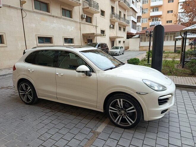 Porsche Cayenne 2011, 179,000 km - 3.6 l - Bakı