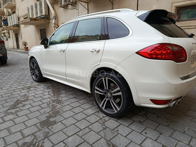 Porsche Cayenne 2011, 179,000 km - 3.6 l - Bakı