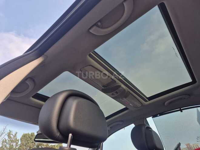 Mercedes E 200-13