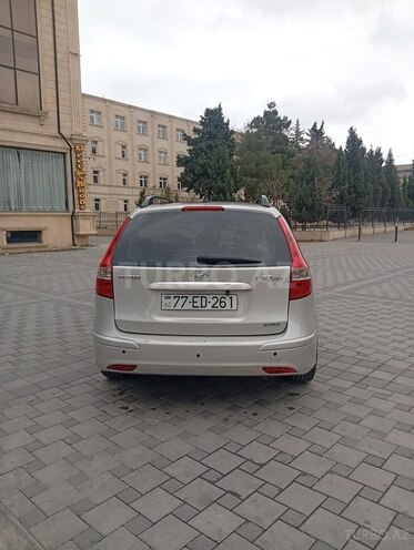 Hyundai i30 2011, 268,000 km - 1.6 l - Bakı