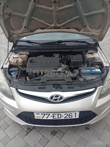 Hyundai i30 2011, 268,000 km - 1.6 l - Bakı
