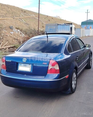 Volkswagen Passat 2003, 235,231 km - 1.8 l - Bakı