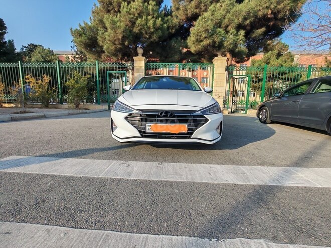Hyundai Elantra 2019, 53,000 km - 2.0 л - Bakı
