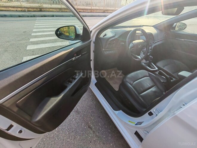 Hyundai Elantra 2019, 53,000 km - 2.0 л - Bakı