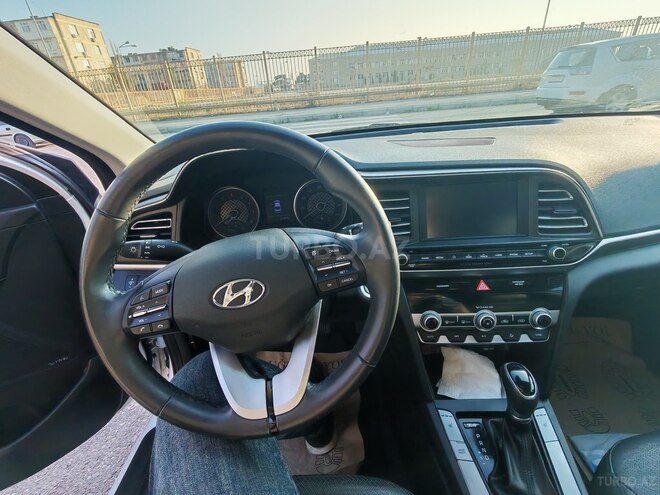 Hyundai Elantra 2019, 53,000 km - 2.0 л - Bakı