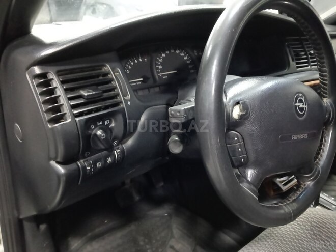 Opel Vectra 1996, 326,000 km - 1.8 l - Bakı
