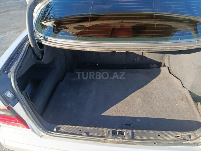 Mercedes E 220 1997, 785,588 km - 2.2 l - Salyan