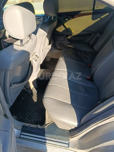 Mercedes E 220 1997, 785,588 km - 2.2 l - Salyan