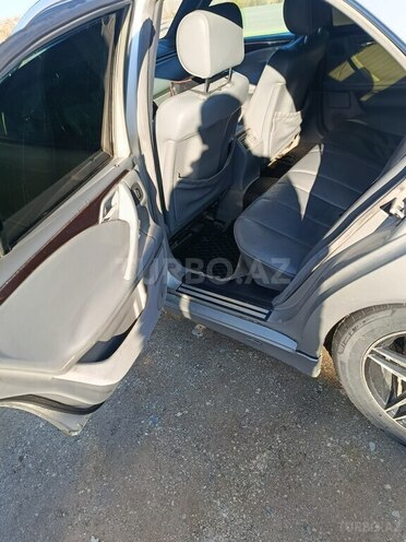 Mercedes E 220 1997, 785,588 km - 2.2 l - Salyan
