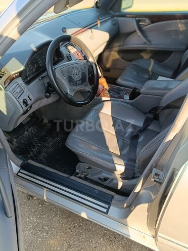 Mercedes E 220 1997, 785,588 km - 2.2 l - Salyan
