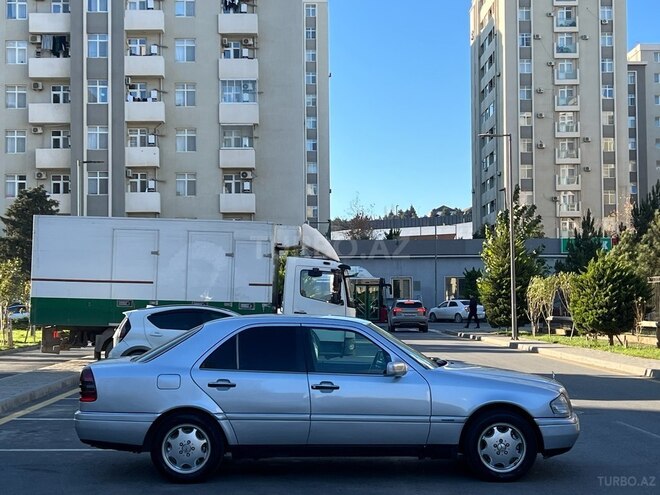 Mercedes C 200 1995, 400,204 km - 2.0 l - Bakı