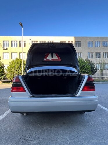Mercedes C 200 1995, 400,204 km - 2.0 l - Bakı