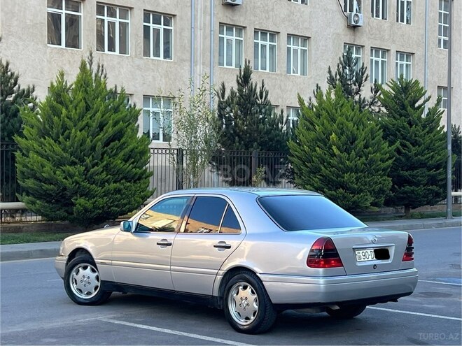Mercedes C 200 1995, 400,204 km - 2.0 l - Bakı
