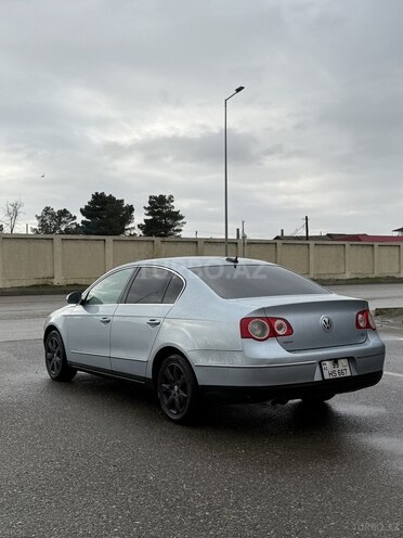 Volkswagen Passat 2006, 320,580 km - 2.0 l - Sumqayıt