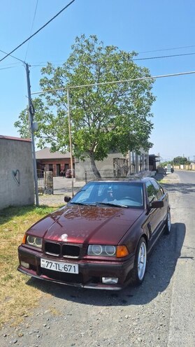 BMW 328 1993, 444,666 km - 2.8 l - Zaqatala
