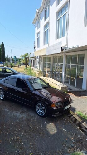 BMW 328 1993, 444,666 km - 2.8 l - Zaqatala