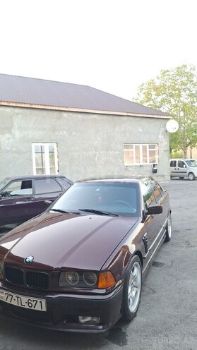 BMW 328 1993, 444,666 km - 2.8 l - Zaqatala