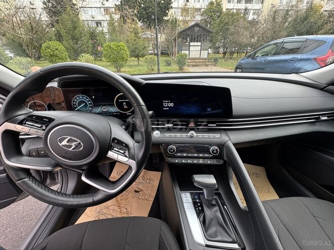Hyundai Elantra 2023, 29,900 km - 2.0 l - Bakı