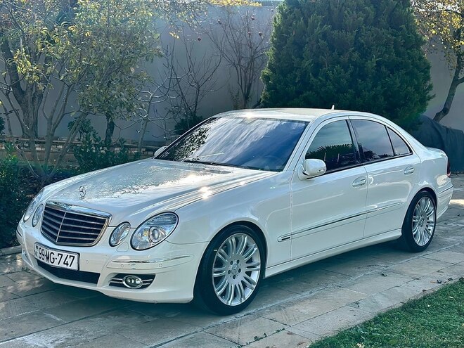 Mercedes E 220 2007, 300,000 km - 2.2 l - Bakı
