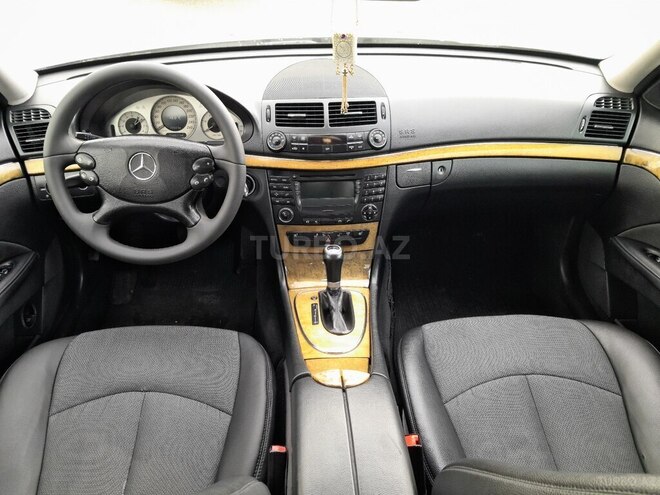 Mercedes E 220 2007, 366,000 km - 2.2 l - Bakı