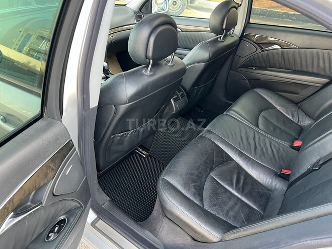 Mercedes E 240 2002, 286,000 km - 2.6 l - Gəncə
