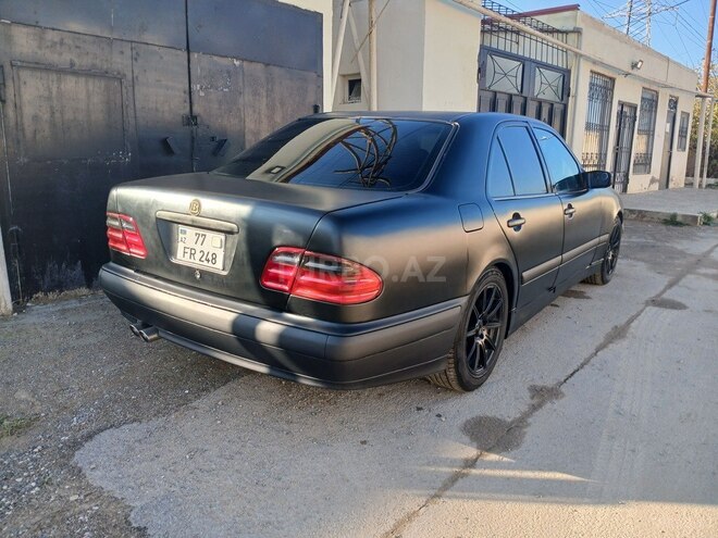Mercedes E 220 1999, 350,000 km - 2.2 l - Bakı