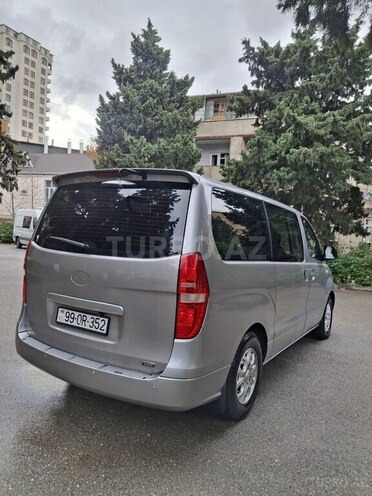 Hyundai H-1-4