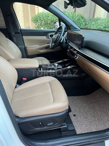 Kia Sorento-12