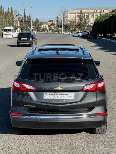 Chevrolet Equinox-7