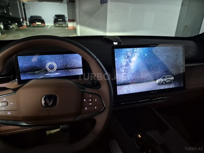 Changan  2025, 2,300 km - 1.5 l - Bakı