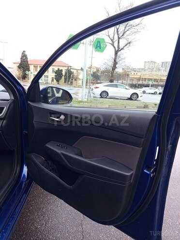 Hyundai Accent 2022, 107,826 km - 1.6 l - Bakı