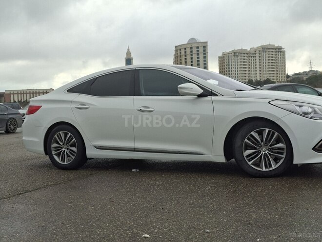 Hyundai Grandeur 2014, 220,000 km - 2.2 л - Bakı