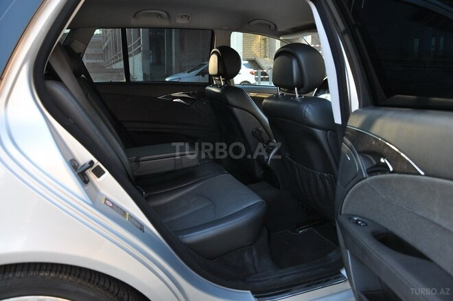 Mercedes E 220 2007, 382,000 km - 2.2 l - Bakı