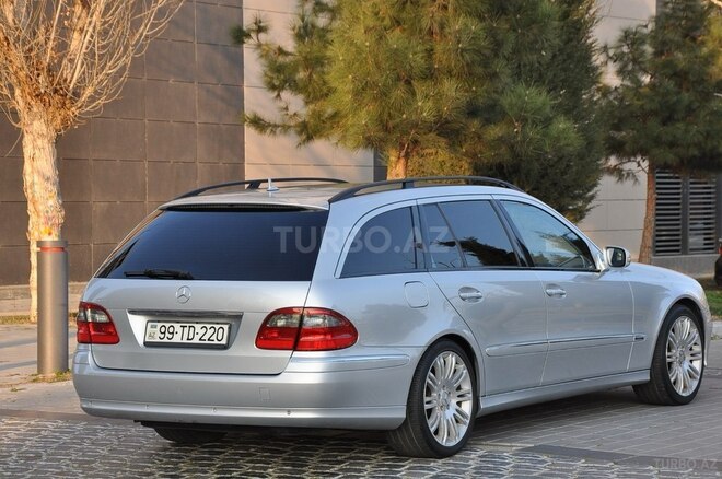 Mercedes E 220 2007, 382,000 km - 2.2 l - Bakı