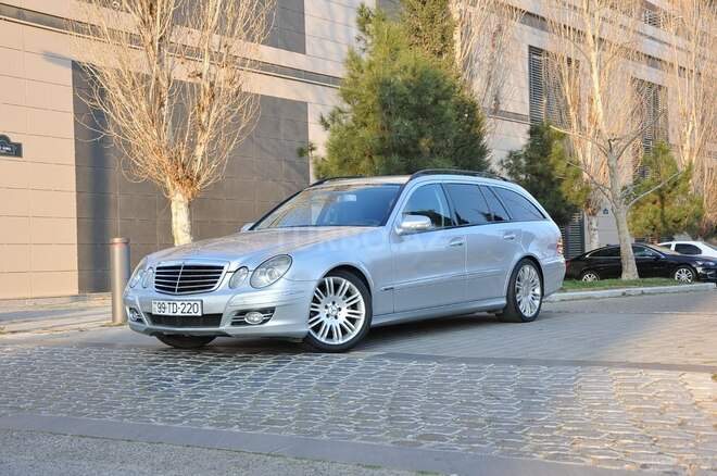 Mercedes E 220 2007, 382,000 km - 2.2 l - Bakı