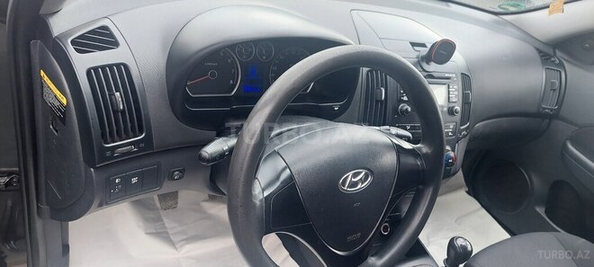 Hyundai i30 2008, 285,000 km - 1.4 l - Bakı