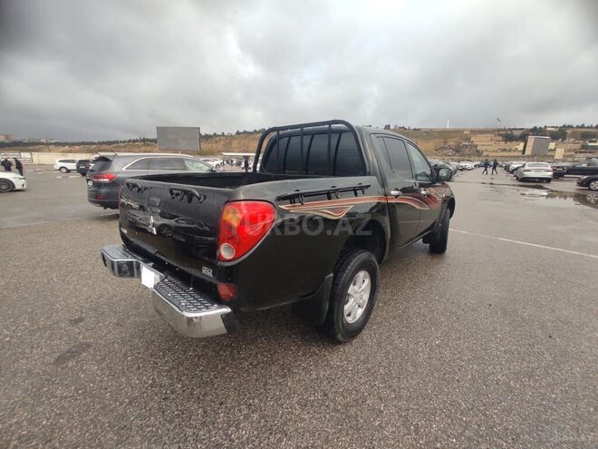 Mitsubishi L200 2012, 510,000 km - 2.5 l - Bakı